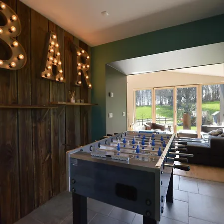 Ferienhaus Chic Retreat Near & Fens Weismes