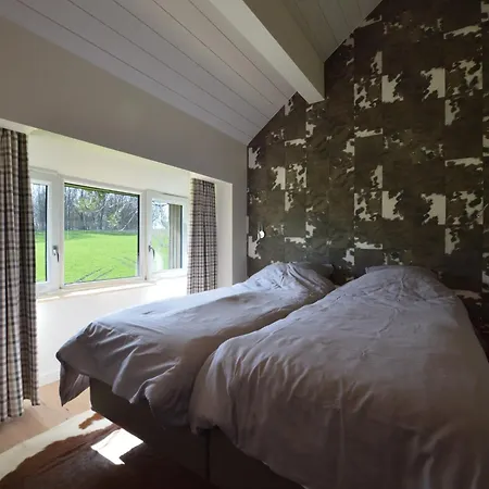 Chic Retreat Near & Fens Ferienhaus Weismes