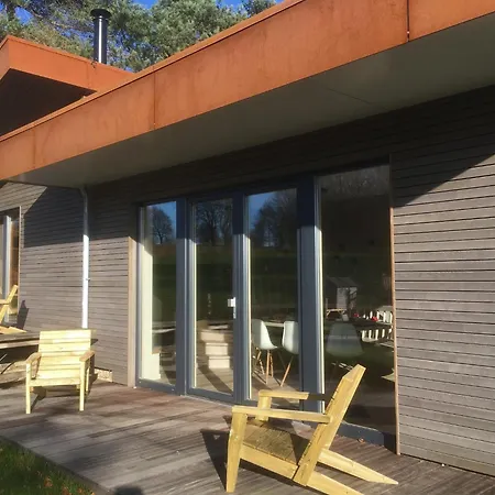 Chic Retreat Near & Fens